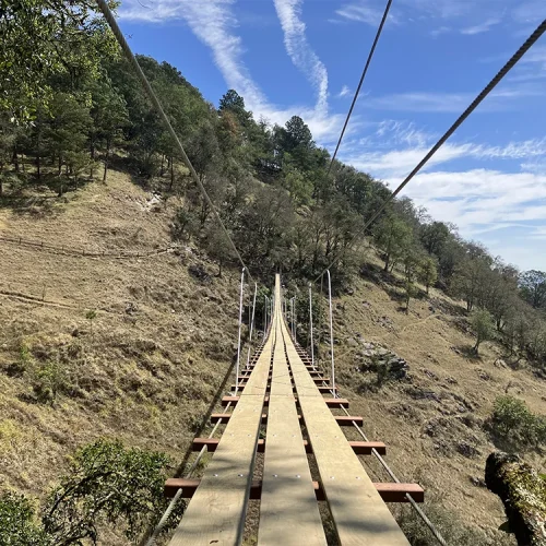 PUENTE COLGANTE Y TIROLESA CERRO CABEZÓN TLATLAUQUITEPEC