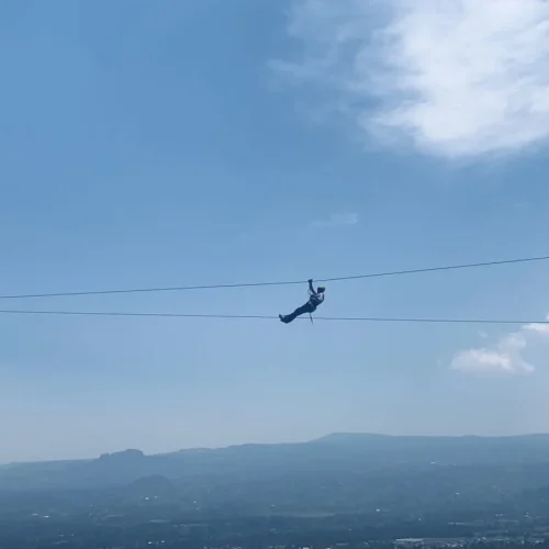 PUENTE COLGANTE Y TIROLESA CERRO CABEZÓN TLATLAUQUITEPEC