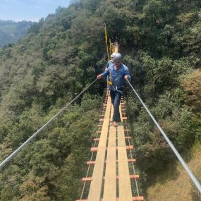 PUENTE TIBETANO Y TIROLESA CERRO CABEZON (4)